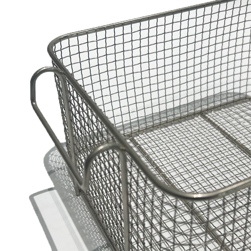 Stackable  Insert Reinforced Base Dual Hooks Wire Frying Basket  for Commercial Kitchens Fryer