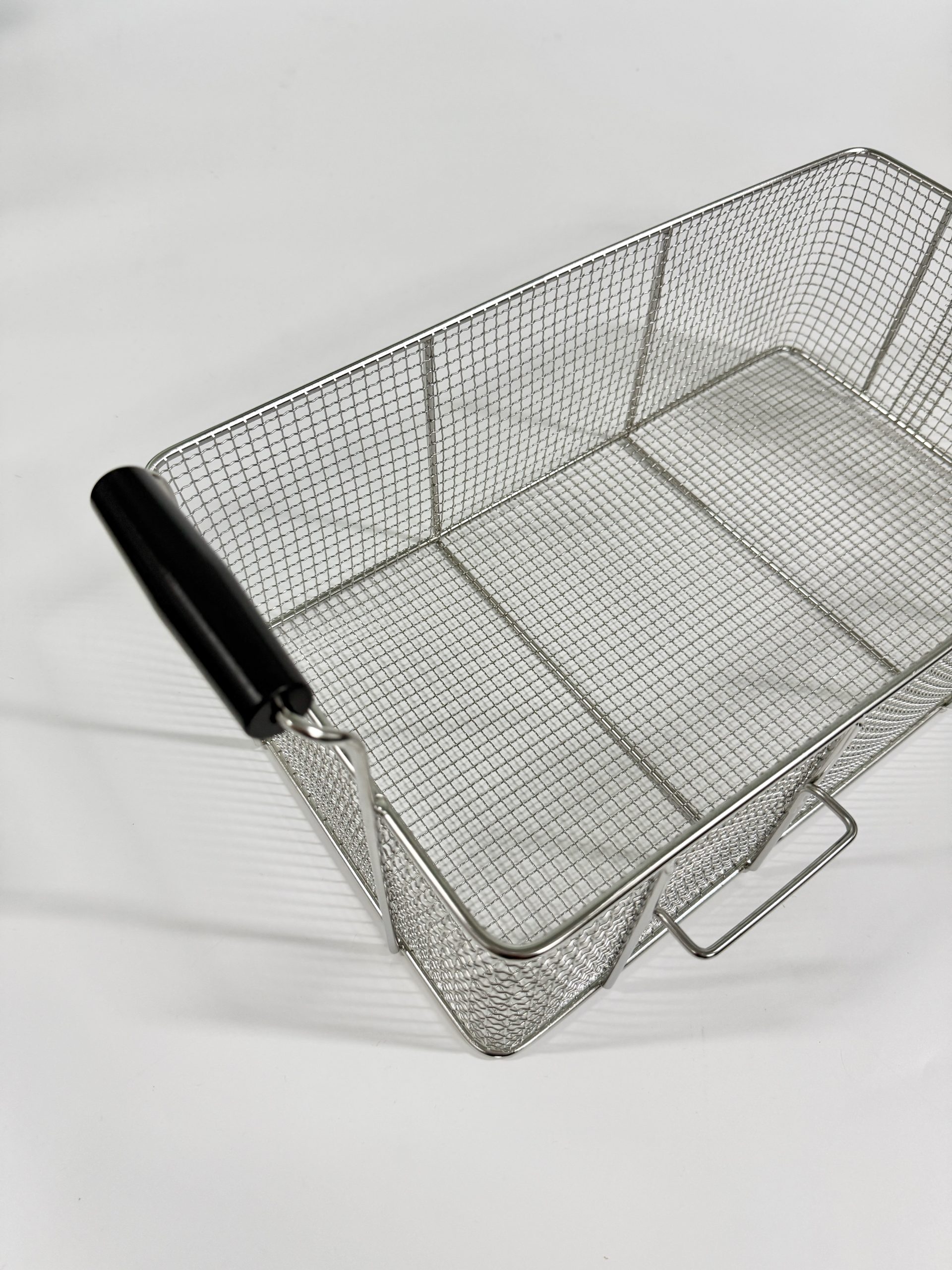 WF-301V frying basket with double handles and silicone handle protection, large capacity frying chicken basket