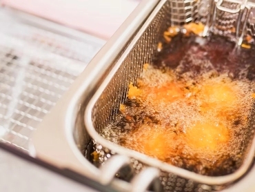 Elevate Your Commercial Fry Game with Wire Mesh Frying Baskets
